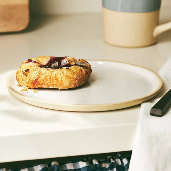 Anthropologie Set of 4 Salad Plates – Glazed Stoneware – Discontinued NWT Boxed - Picture 2 of 4